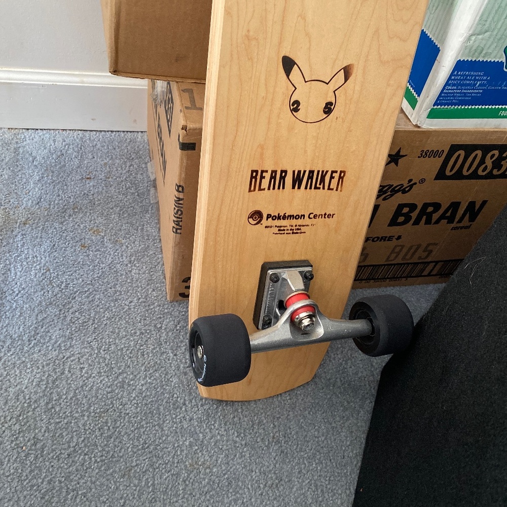 Pokémon skateboard